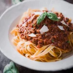 Pasta-Bolognese-mit-Salsiccia-Rezept